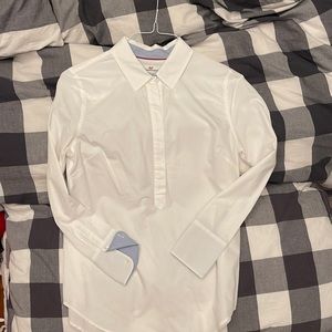 Vineyard Vines White Blouse